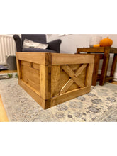 Load image into Gallery viewer, Foldable Christmas Tree Box